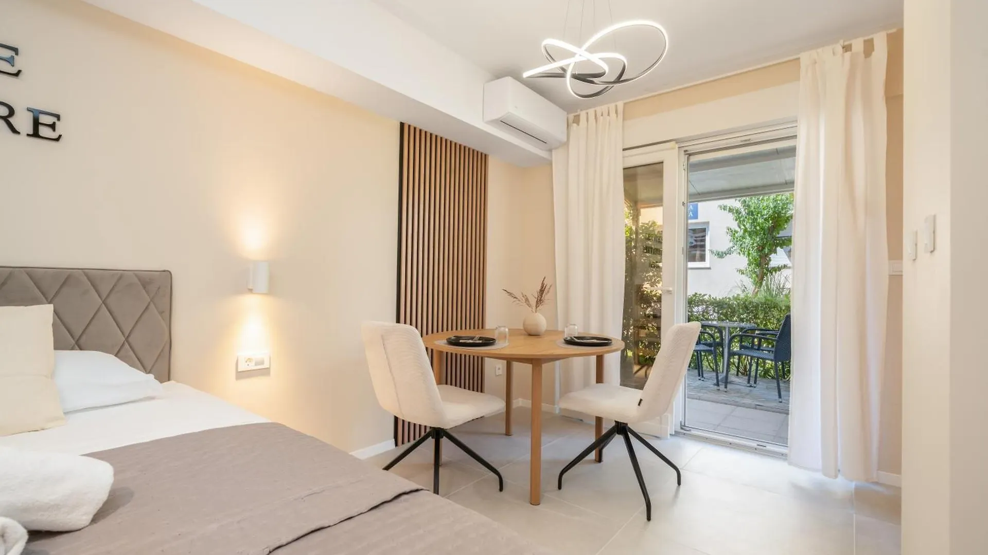 ספליט Santa Lucia Apartments With Whirlpool 0*,  קרואטיה