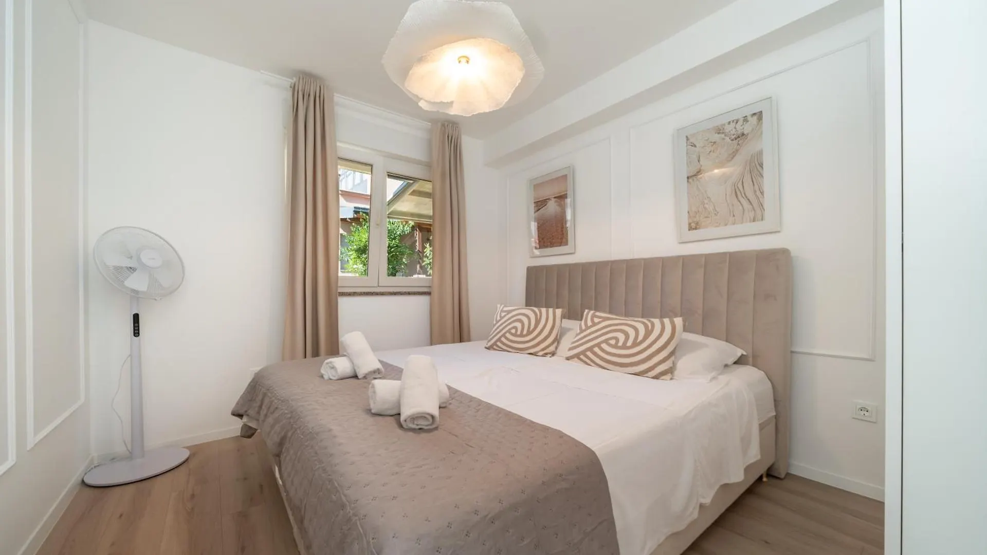 ספליט Santa Lucia Apartments With Whirlpool
